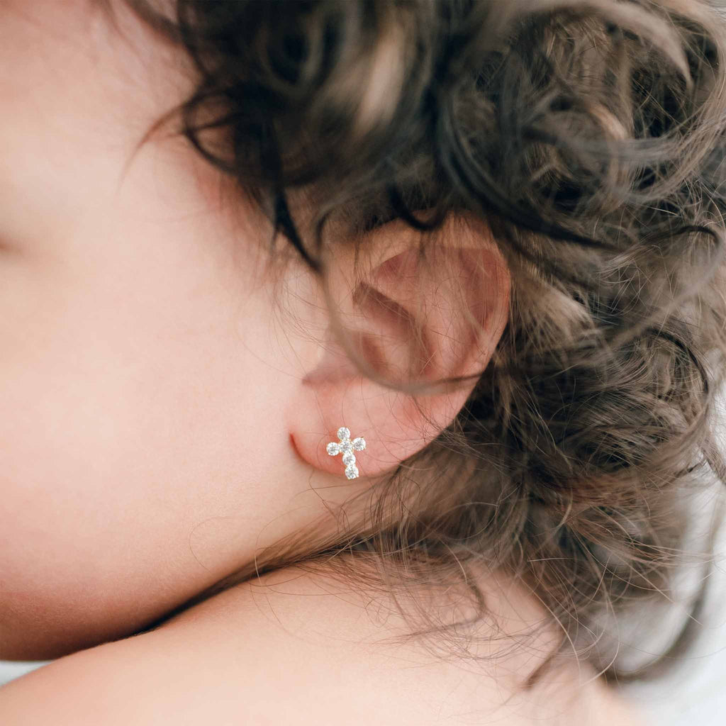 Baby Jewelry Guide: Tiny Pieces, Timeless Moments