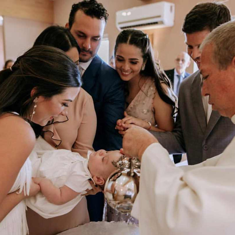 What to Give For a Baptism Gift?