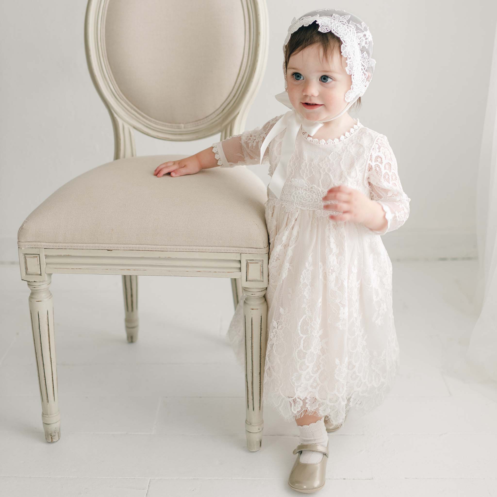 romeo and juliet couture white lace dress Romeo + Juliet Couture dress