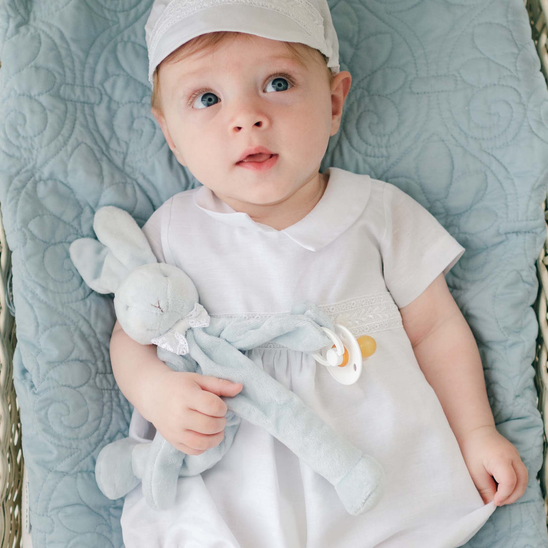 Oscar Silly Bunny Buddy | Pacifier Holder