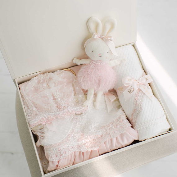 Elizabeth Newborn Gift Set